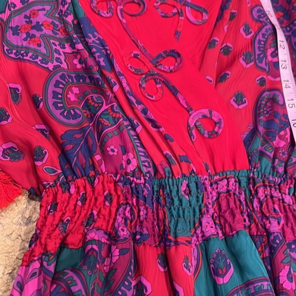 Vintage Diane Freis Maxi Dress Boho
Gypsy Abstract no size tag measures medium